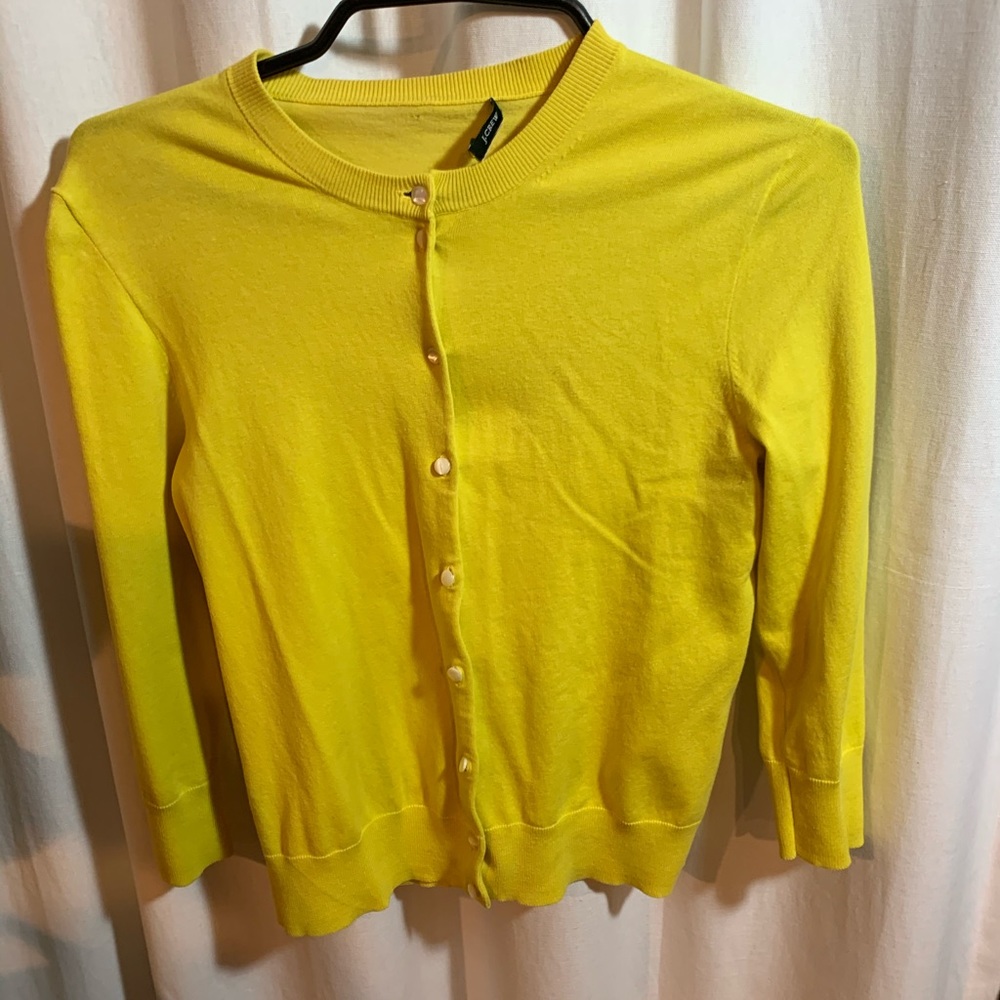 Stretchy yellow cardigan